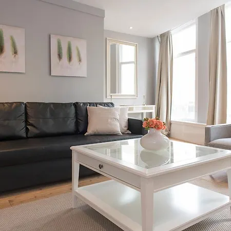Plaza Centre Apartment